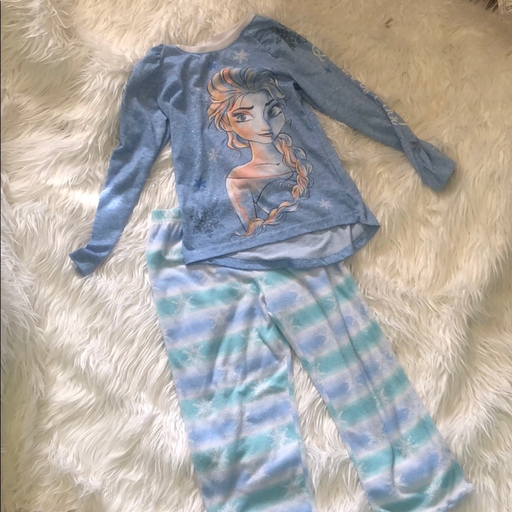 Frozen pajamas 7/8